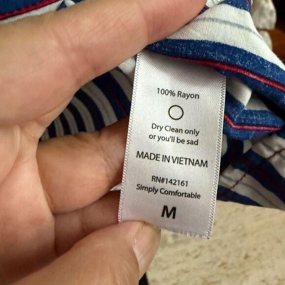 Lularoe Women’s blue and red stripe Amy top - Picture 6 of 11